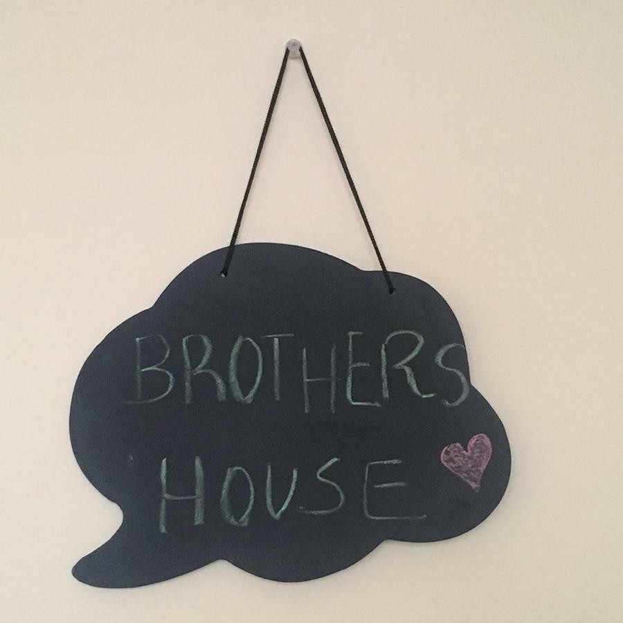 Brother'S House Фару Экстерьер фото
